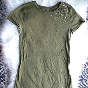 🌻🌻🌻5 For $10 Army green American Eagle T Shirt, Medium